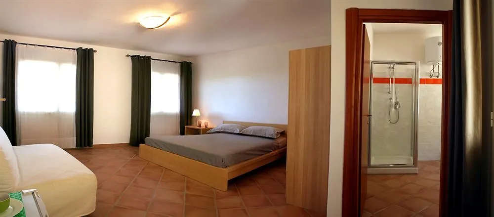 Hotel Pedra Ruja Budoni 3*,