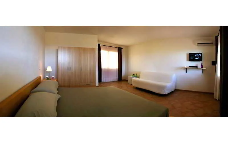 Hotel Pedra Ruja Budoni 3*,